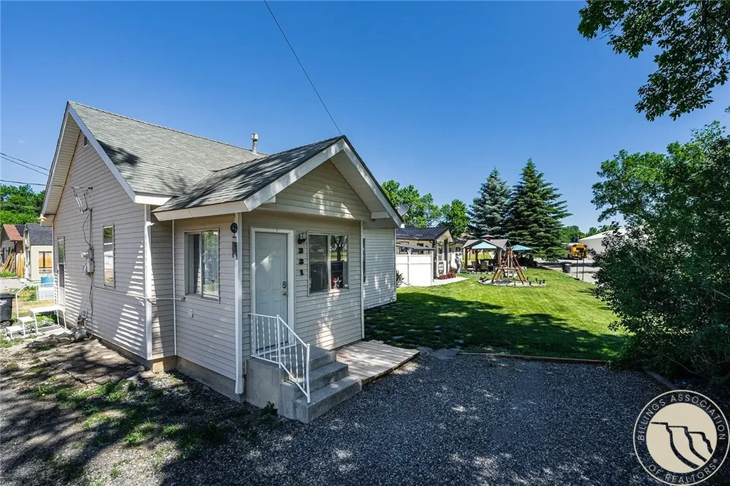 331 & 333 N. Quarry Street Columbus MT 59019