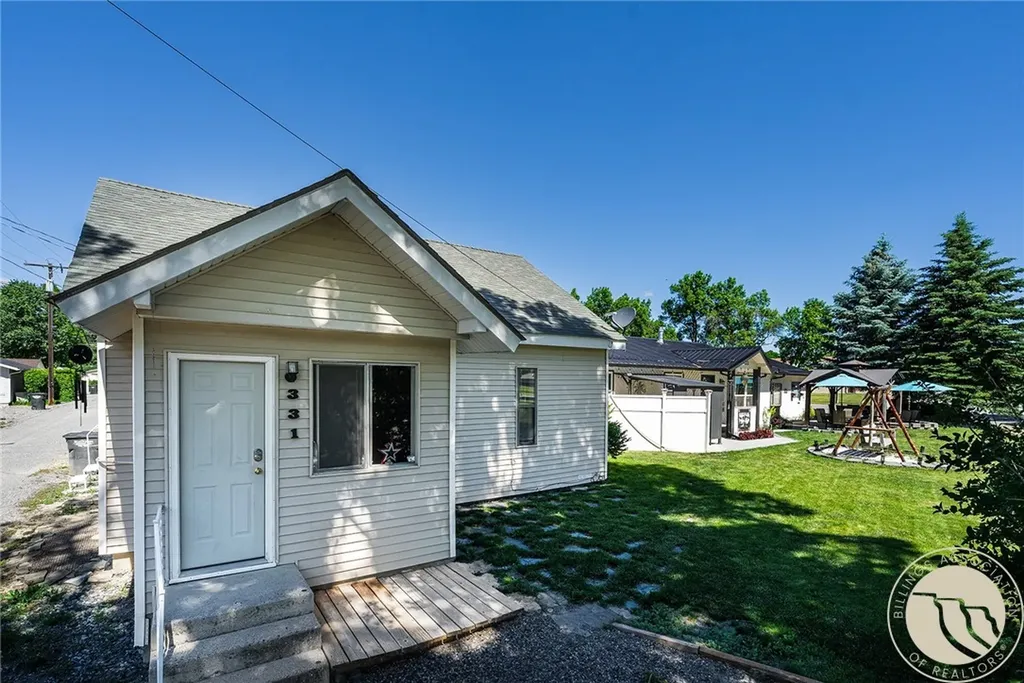 331 & 333 N. Quarry Street Columbus MT 59019