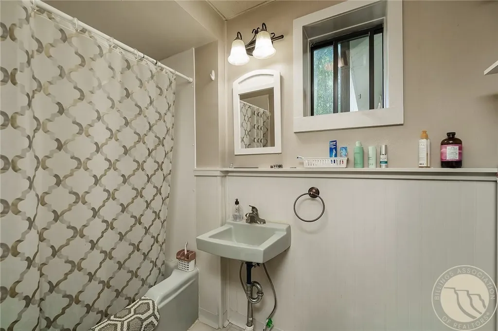 331 & 333 N. Quarry Street Columbus MT 59019