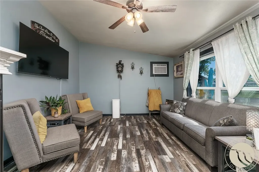 331 & 333 N. Quarry Street Columbus MT 59019