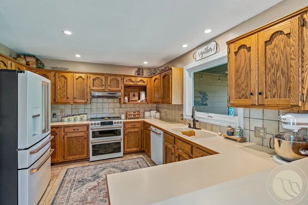 1071 Strawberry Billings MT 59105