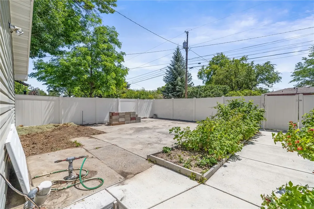 2528 Burlington Avenue Billings MT 59102