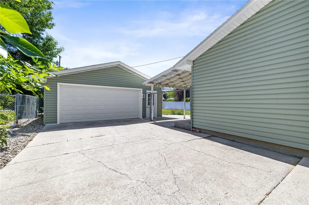 2528 Burlington Avenue Billings MT 59102