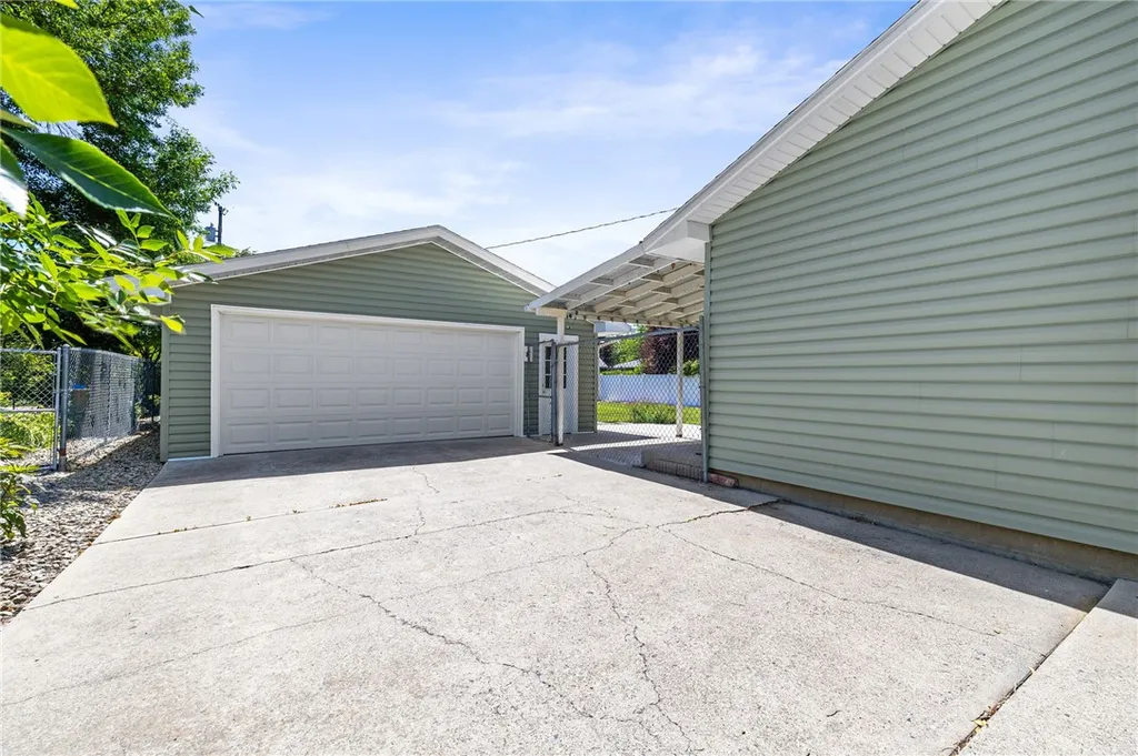 2528 Burlington Avenue Billings MT 59102