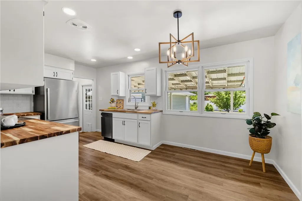 2528 Burlington Avenue Billings MT 59102