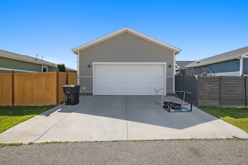 1809 Annas Garden Lane Billings MT 59101