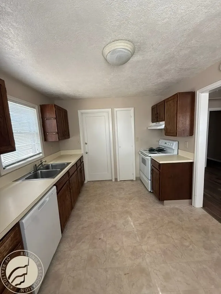 1127 Harvard Avenue Billings MT 59102