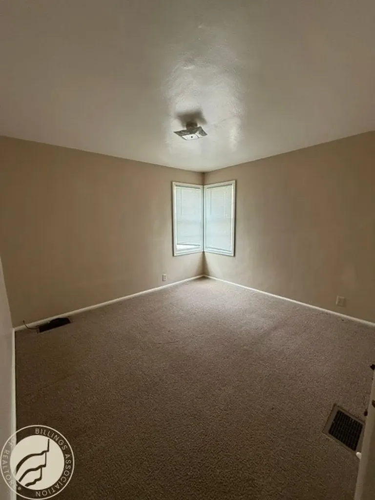 1127 Harvard Avenue Billings MT 59102