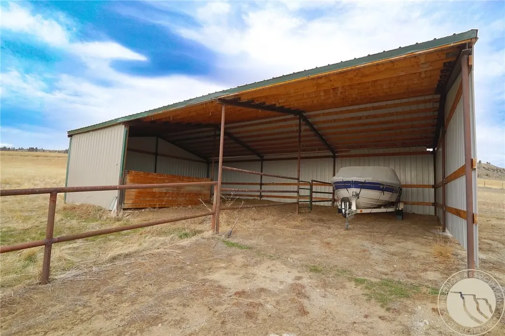 540 Joliet Fromberg Road Fromberg MT 59029