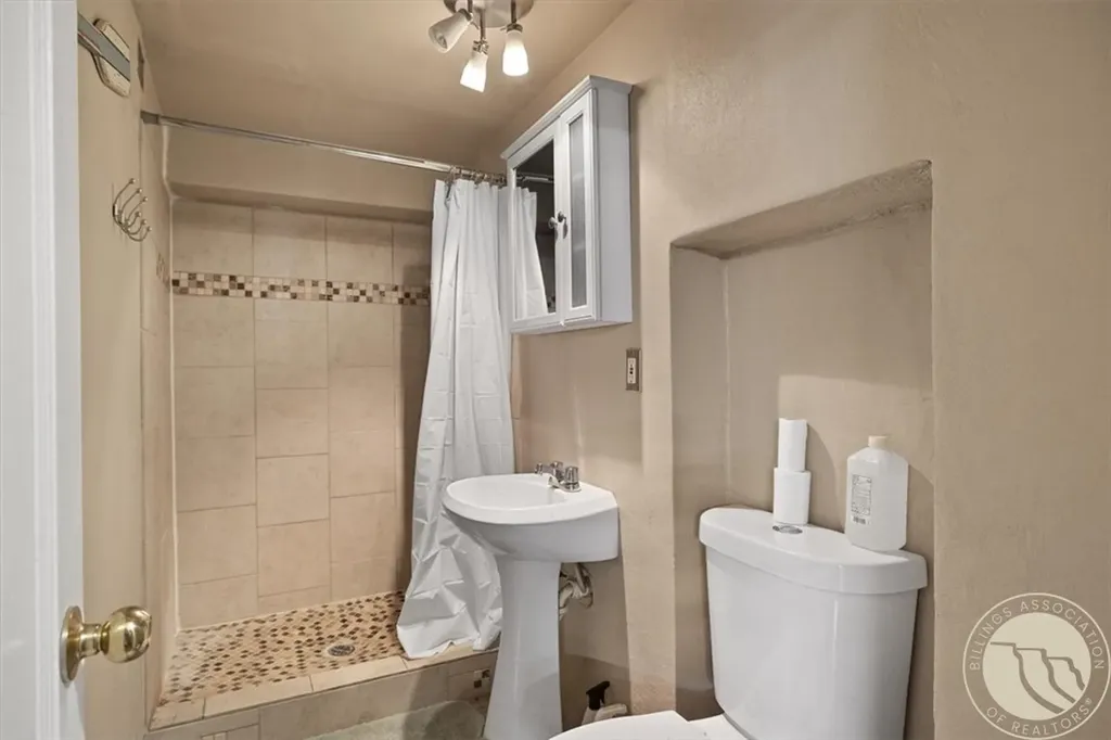 2424 Elizabeth Street Billings MT 59102