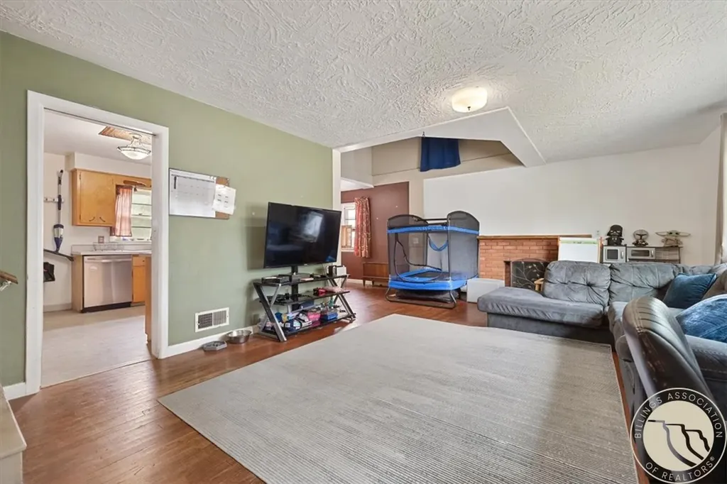 2424 Elizabeth Street Billings MT 59102