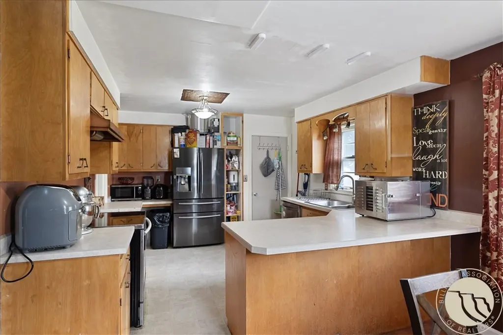 2424 Elizabeth Street Billings MT 59102