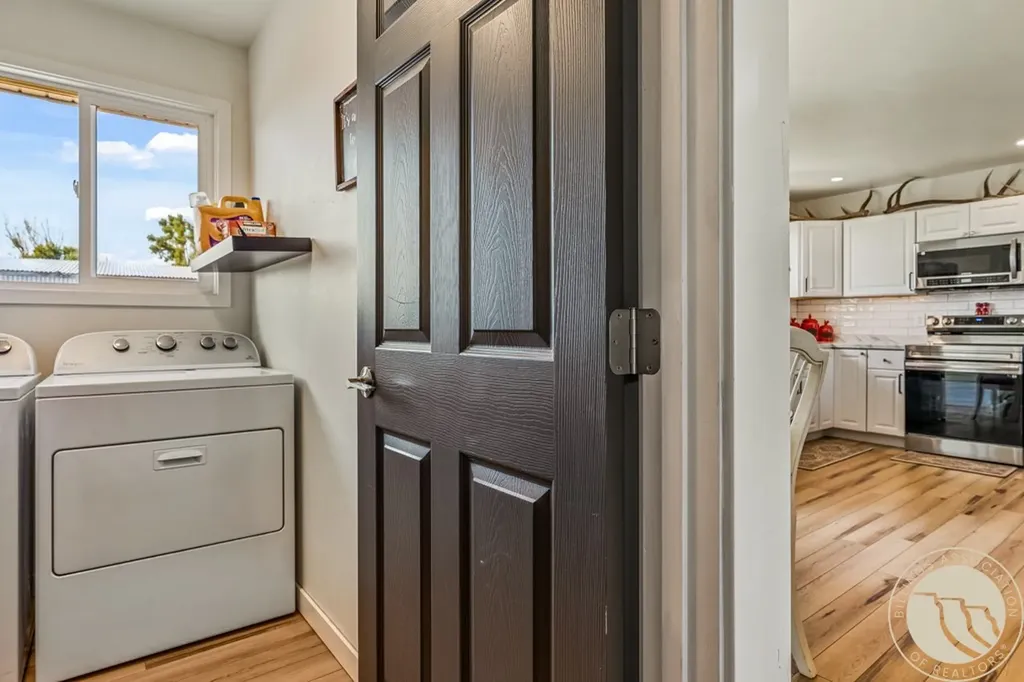 5524 Haynes Road Shepherd MT 59079