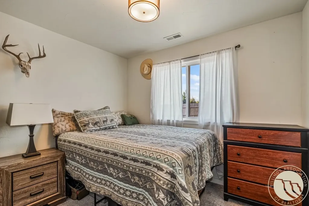 5524 Haynes Road Shepherd MT 59079