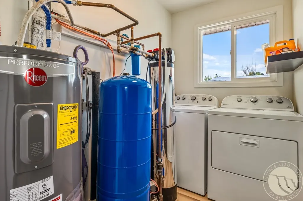 5524 Haynes Road Shepherd MT 59079