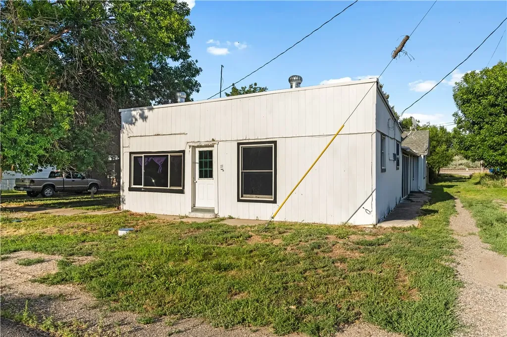 111 Harley Avenue Fromberg MT 59029