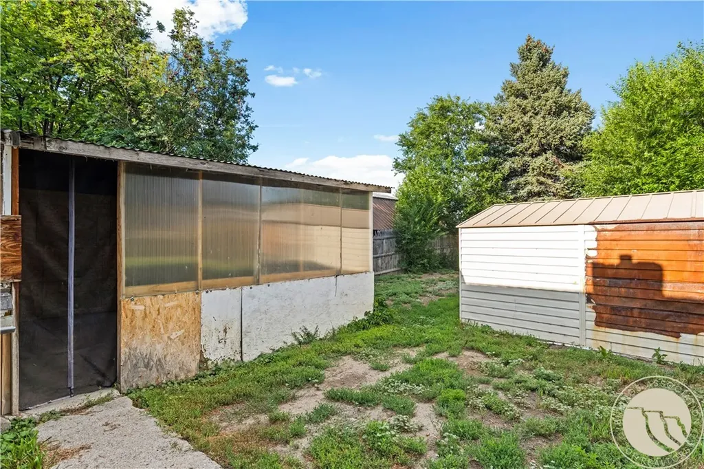 111 Harley Avenue Fromberg MT 59029