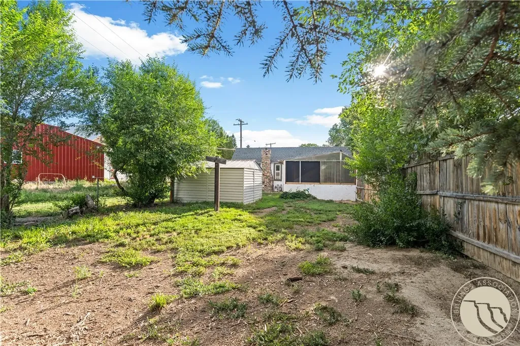 111 Harley Avenue Fromberg MT 59029