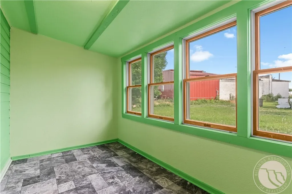 111 Harley Avenue Fromberg MT 59029