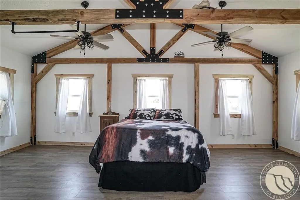 2160 Center Road Hardin MT 59034