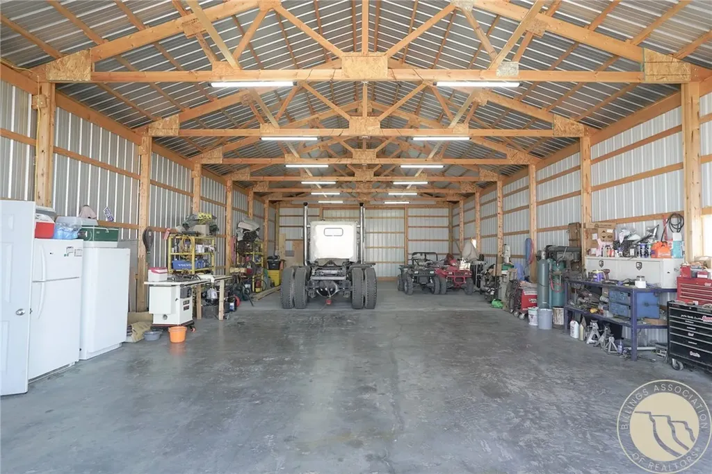 2160 Center Road Hardin MT 59034