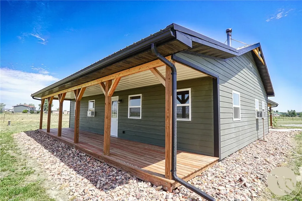 2160 Center Road Hardin MT 59034