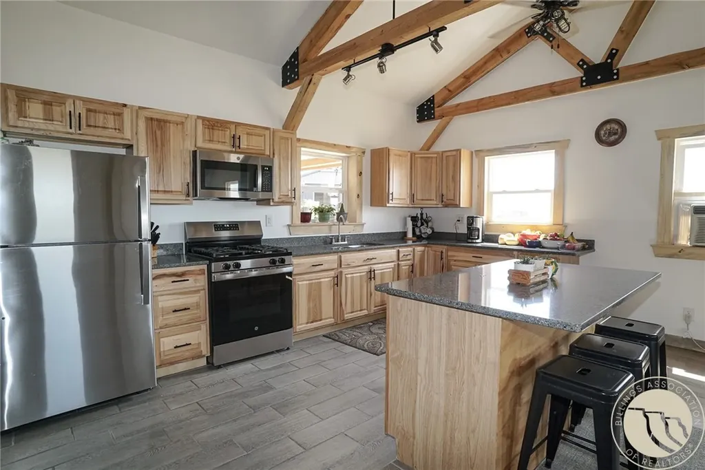 2160 Center Road Hardin MT 59034