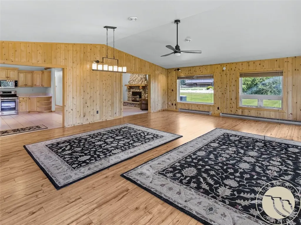 43 Lower Hawk Valley Road Columbus MT 59019