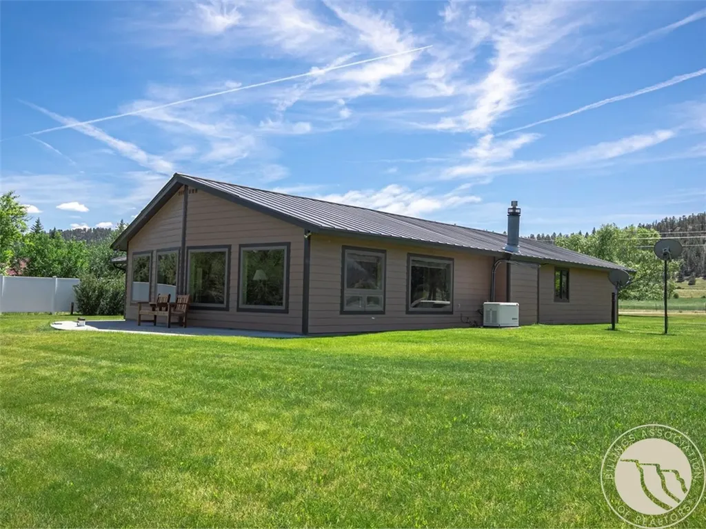 43 Lower Hawk Valley Road Columbus MT 59019