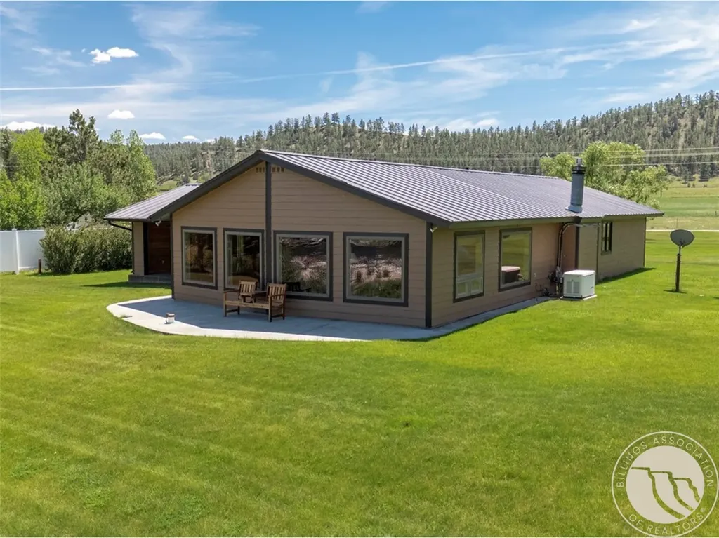 43 Lower Hawk Valley Road Columbus MT 59019