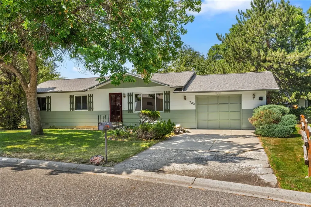 742 Twilight Drive Billings MT 59101