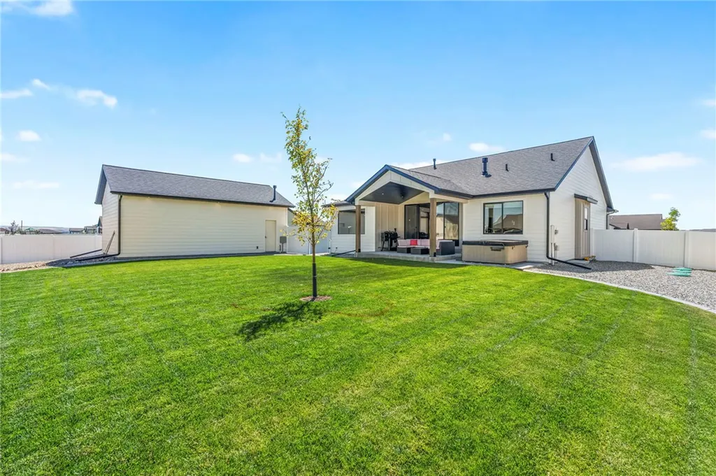 2215 Smooth Rock Lane Billings MT 59106