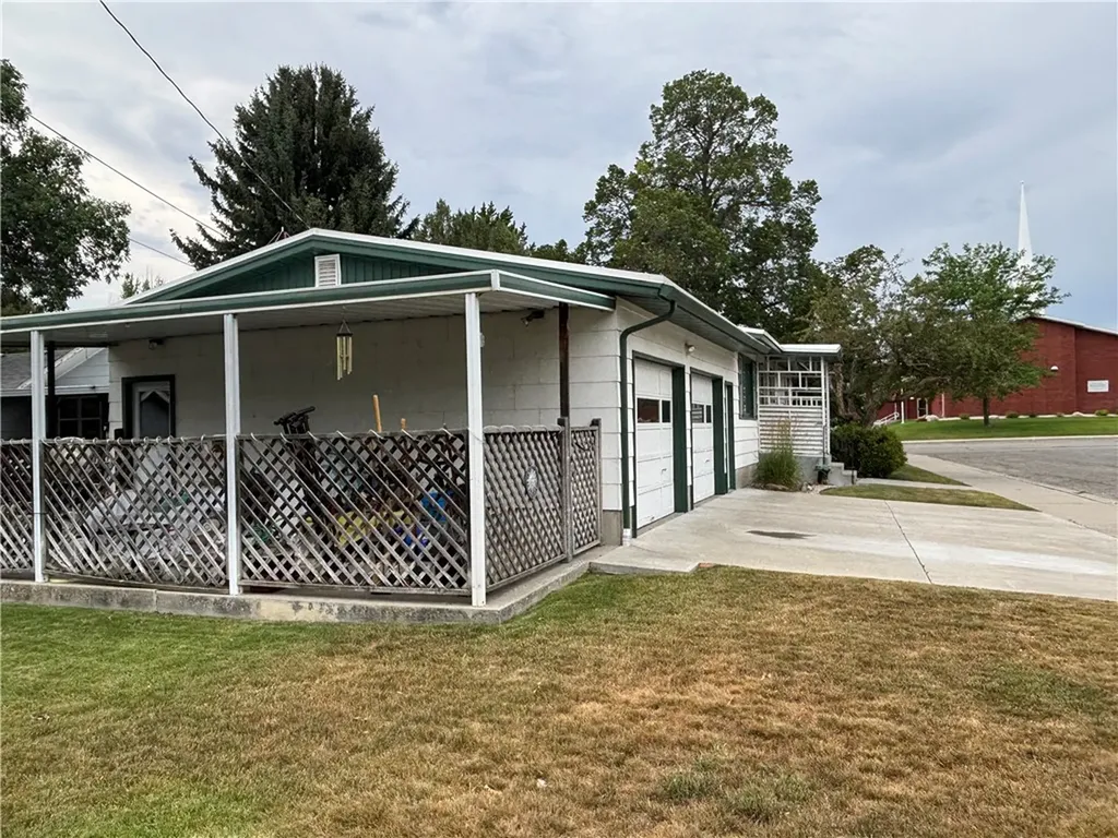 416 Mountain View Lane Laurel MT 59044