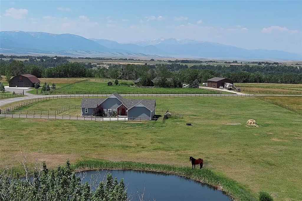 71 Horseshoe Trail Roberts MT 59070