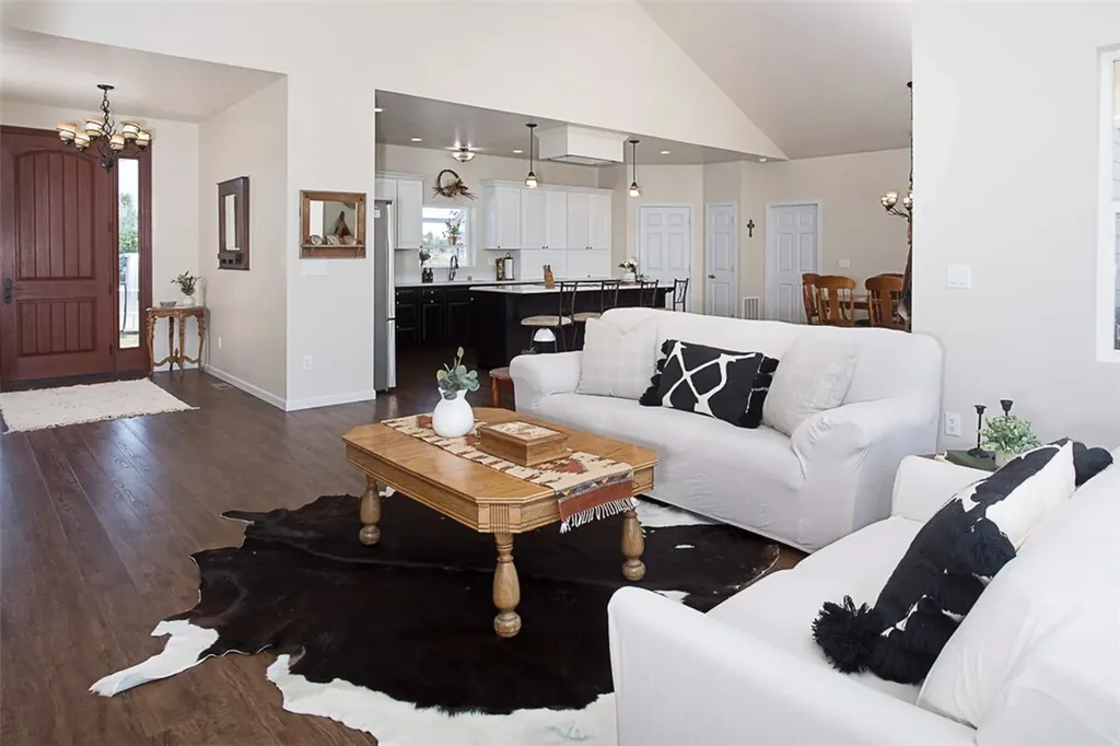 71 Horseshoe Trail Roberts MT 59070