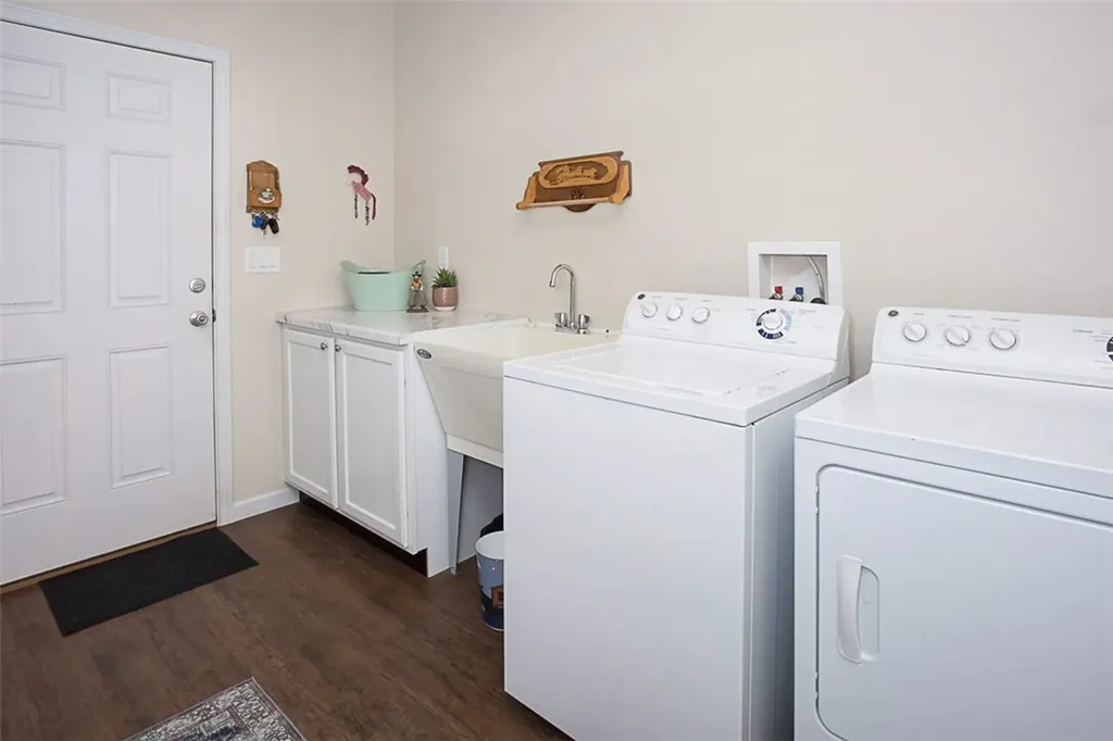 71 Horseshoe Trail Roberts MT 59070