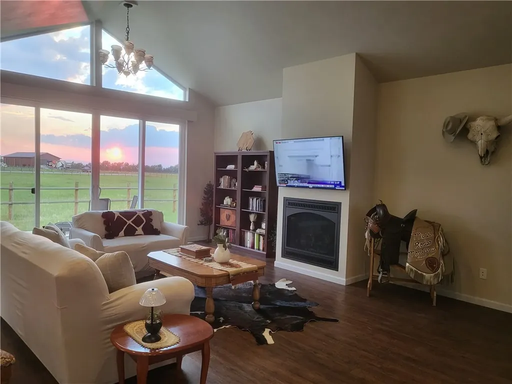 71 Horseshoe Trail Roberts MT 59070
