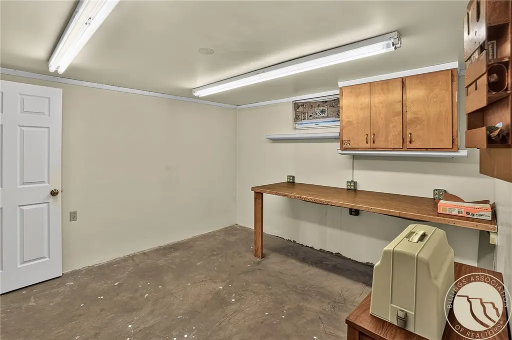 2315 Hoover Avenue Billings MT 59102