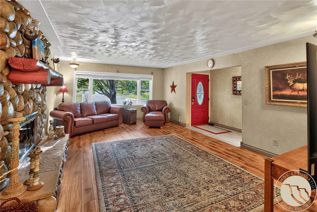 2315 Hoover Avenue Billings MT 59102