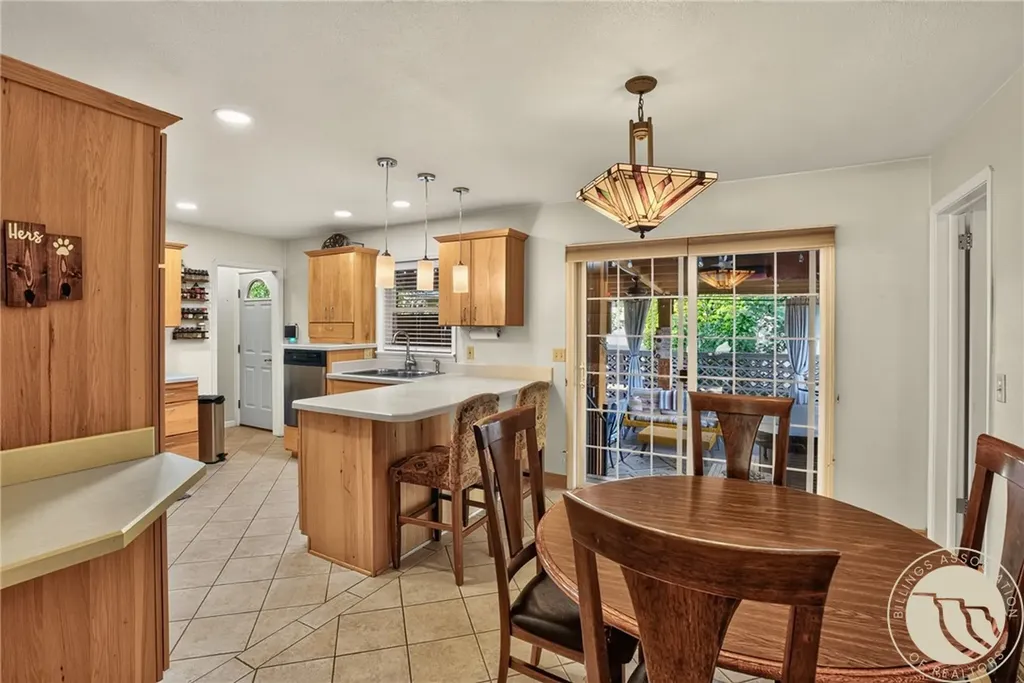 2315 Hoover Avenue Billings MT 59102