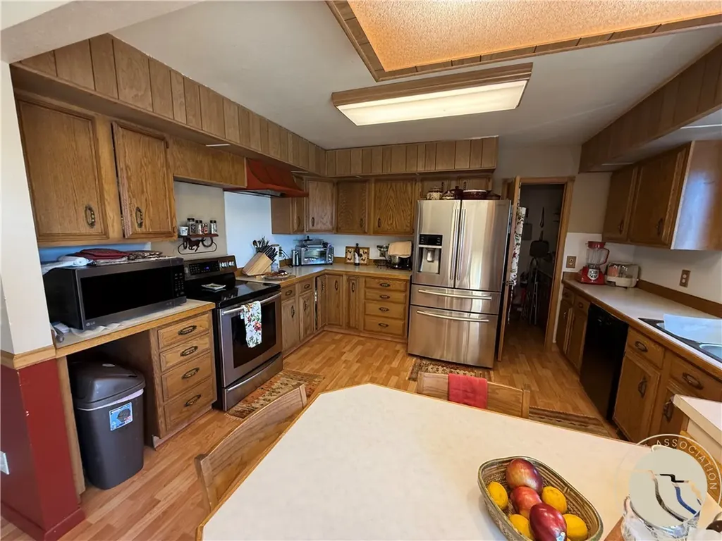2606 N 17th Road Worden MT 59088