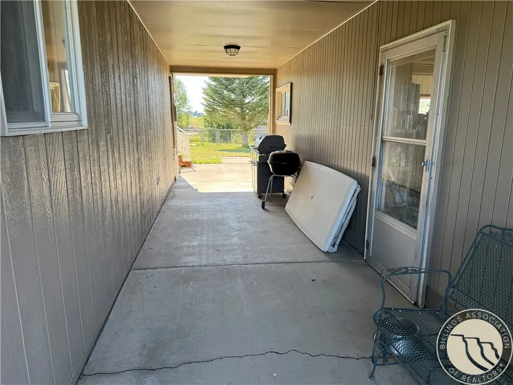 2606 N 17th Road Worden MT 59088