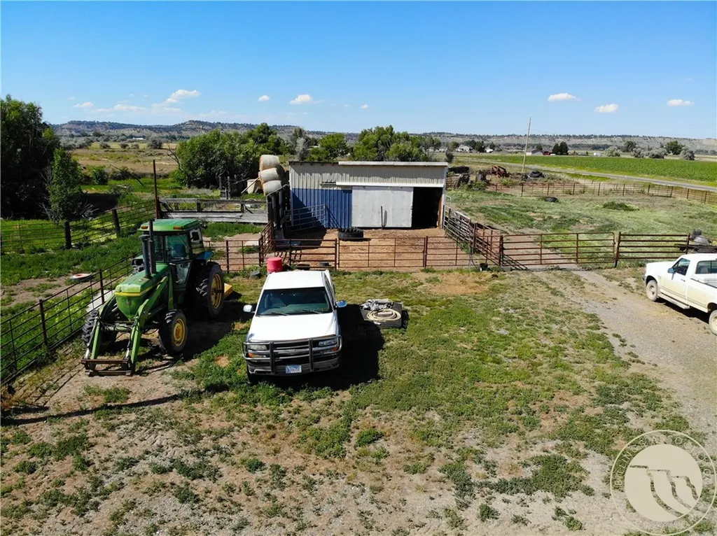 2606 N 17th Road Worden MT 59088