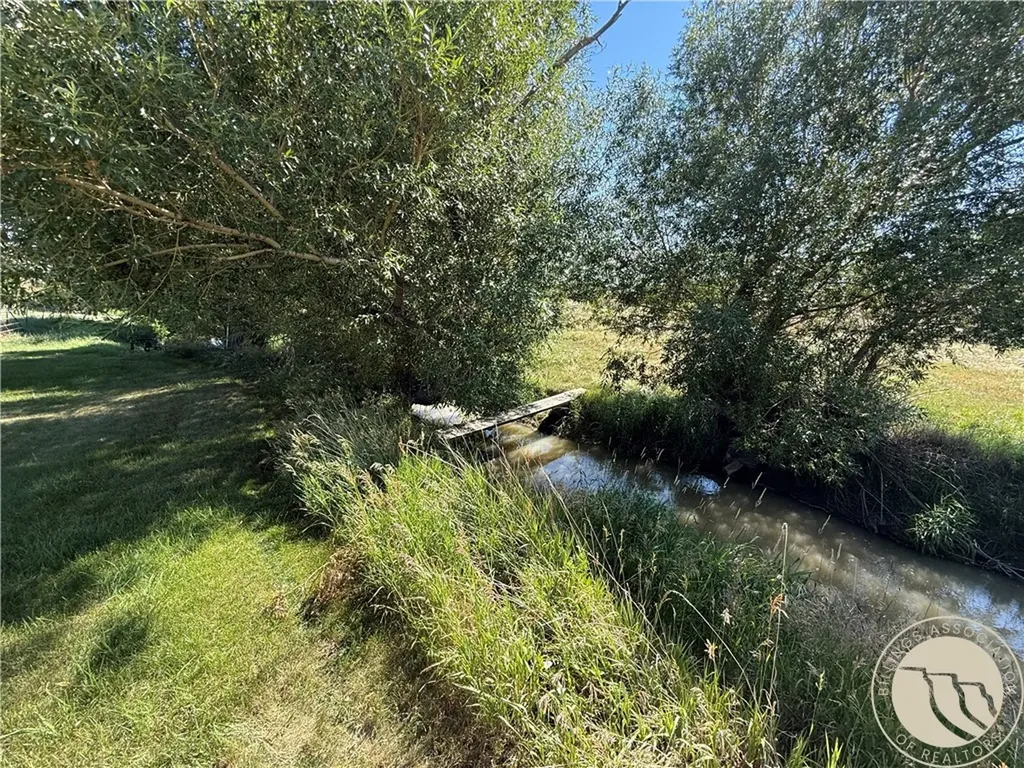 2606 N 17th Road Worden MT 59088