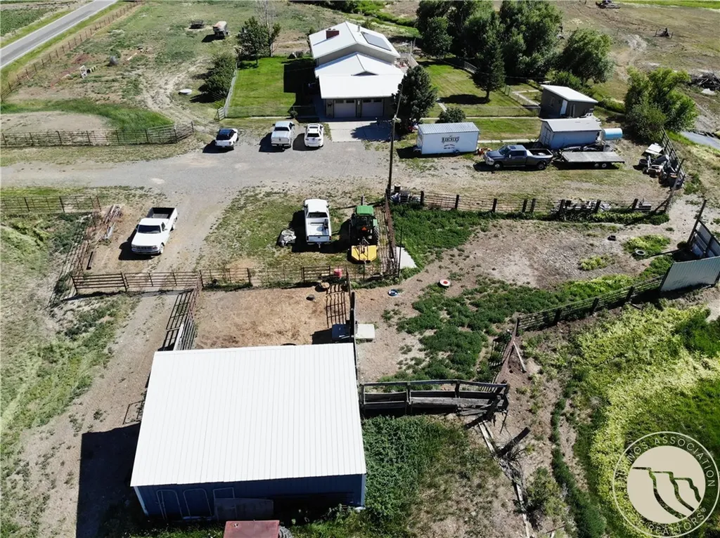 2606 N 17th Road Worden MT 59088