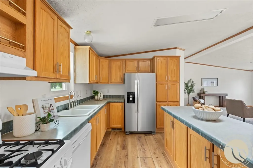 8 Rogers Place Laurel MT 59044