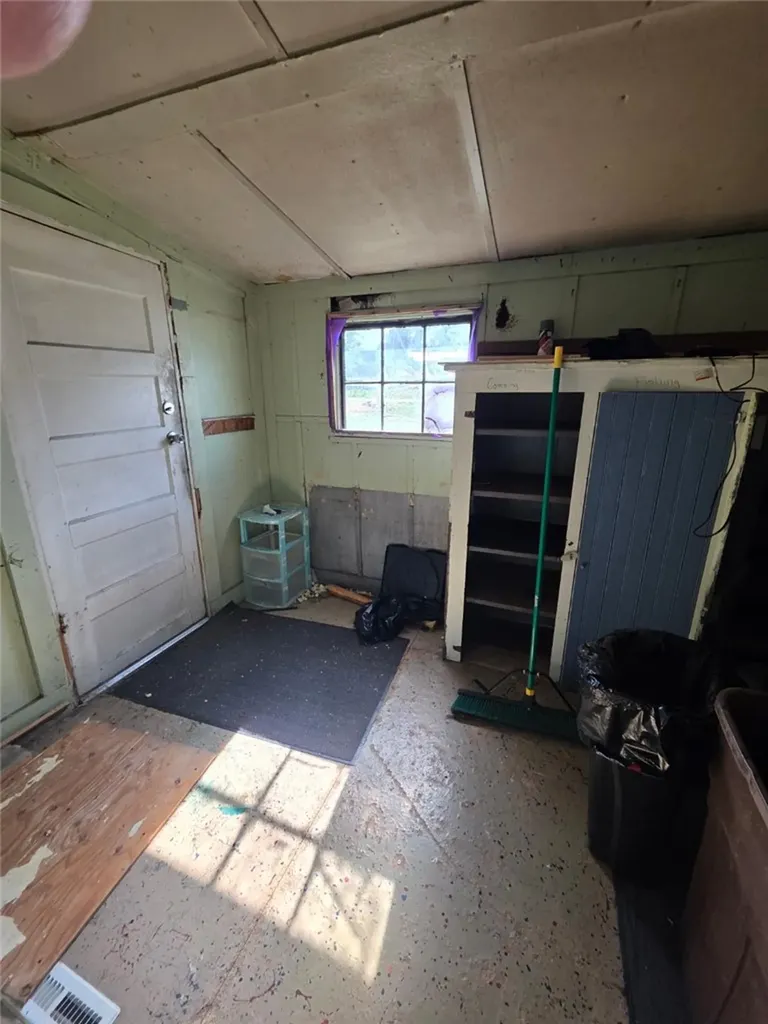 214 S 4th Street Bridger MT 59014