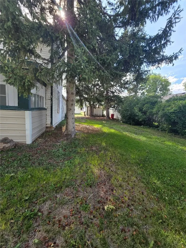 214 S 4th Street Bridger MT 59014