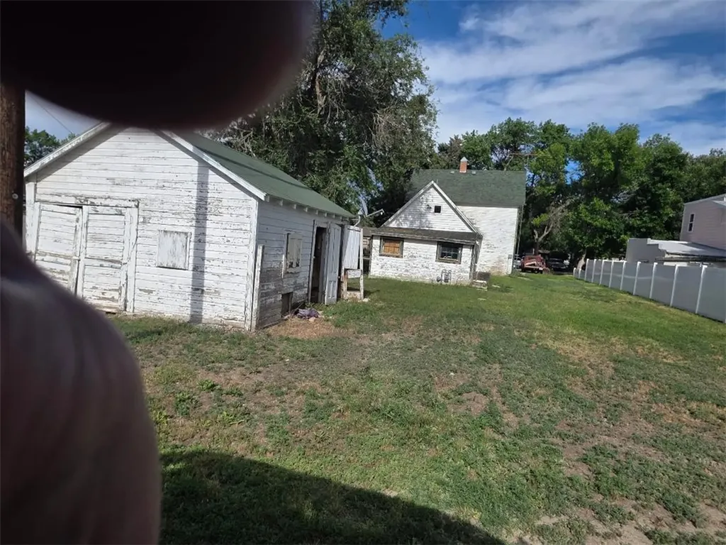 214 S 4th Street Bridger MT 59014