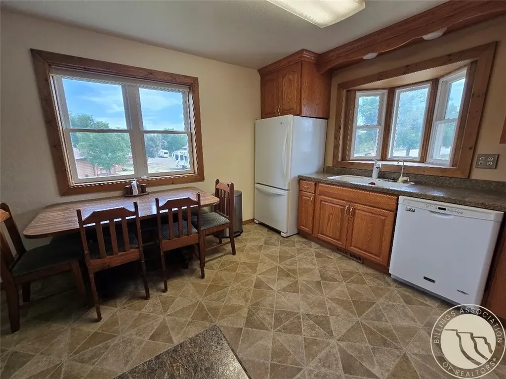 309 W Kewanee Avenue Baker MT 59313